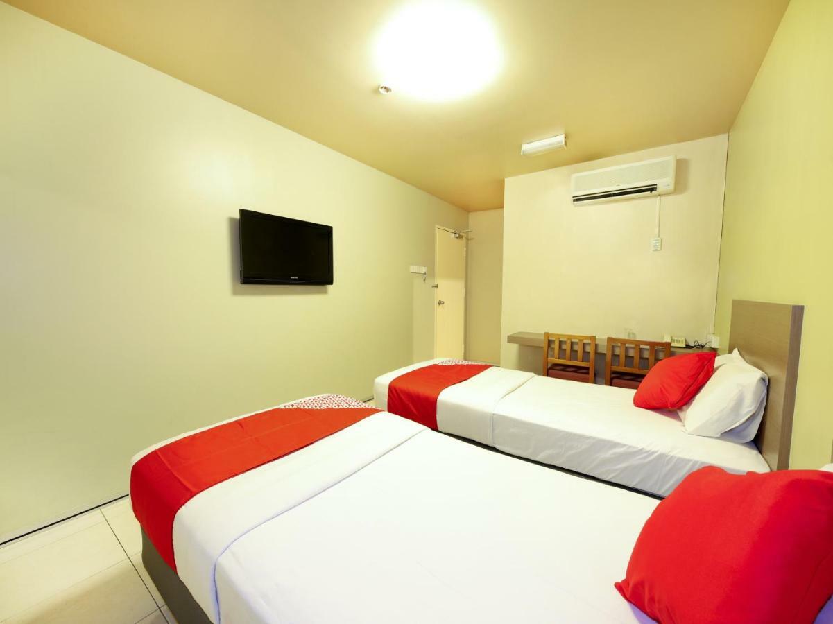 Oyo 434 Marbella Hotel Johor Bahru Kültér fotó