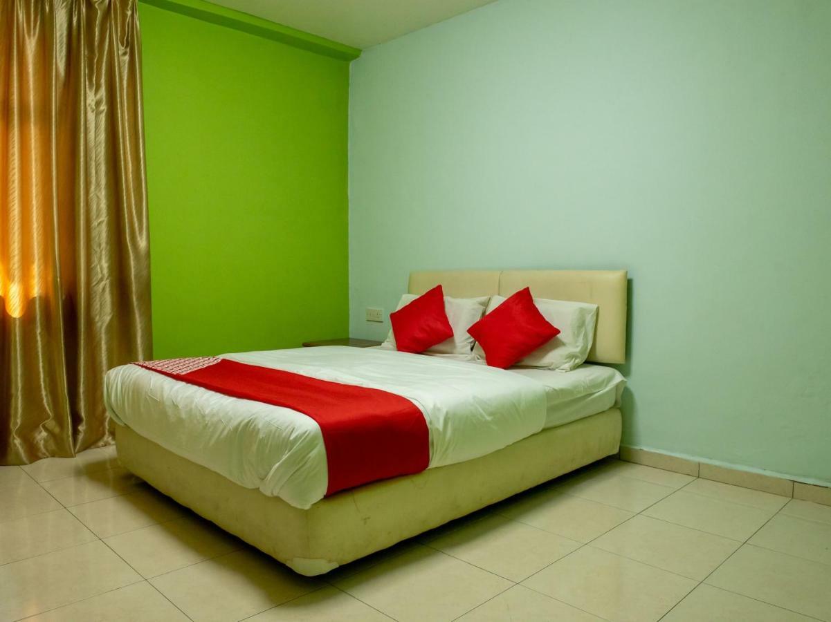 Oyo 434 Marbella Hotel Johor Bahru Kültér fotó