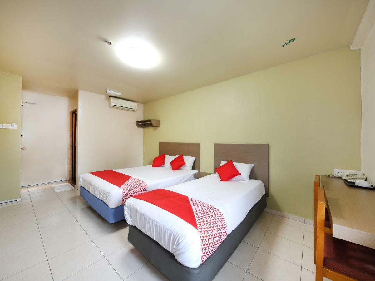 Oyo 434 Marbella Hotel Johor Bahru Kültér fotó