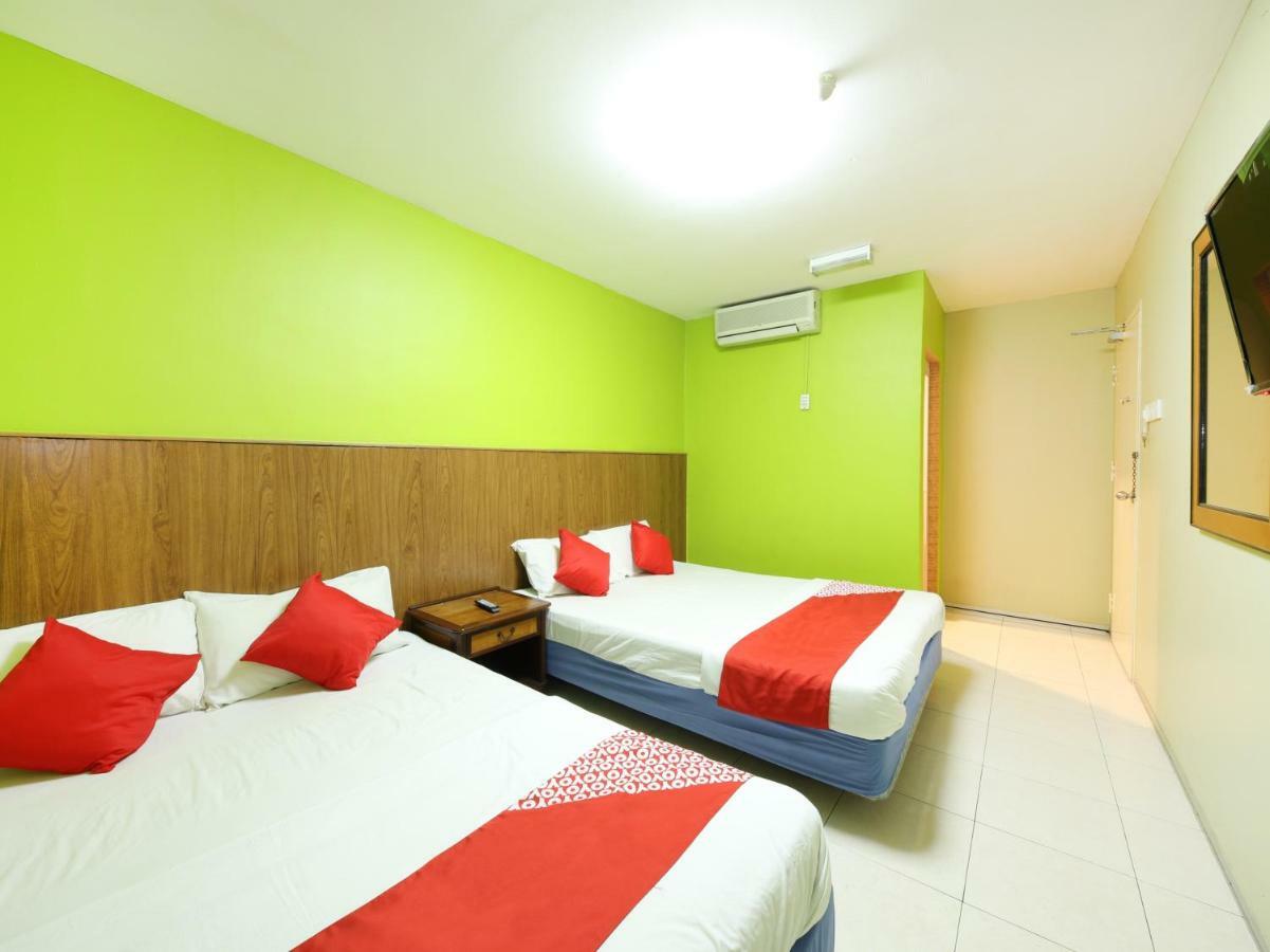 Oyo 434 Marbella Hotel Johor Bahru Kültér fotó