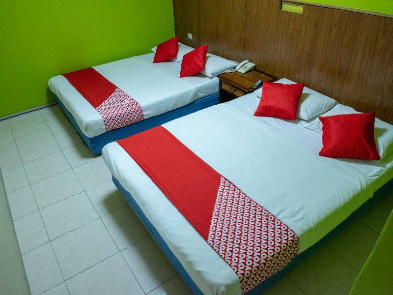Oyo 434 Marbella Hotel Johor Bahru Kültér fotó