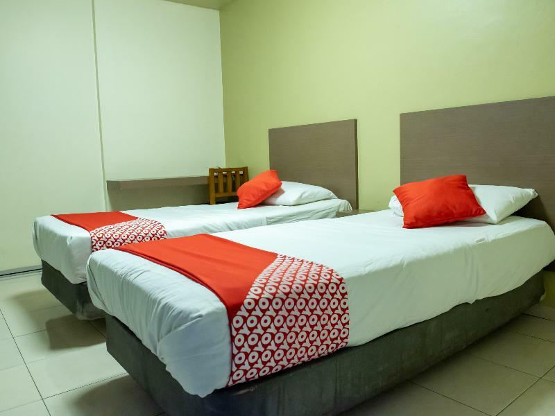 Oyo 434 Marbella Hotel Johor Bahru Kültér fotó